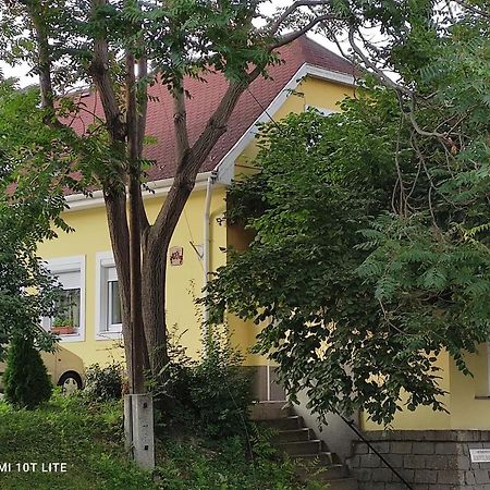 Szitakoeto Apartman エゲル エクステリア 写真